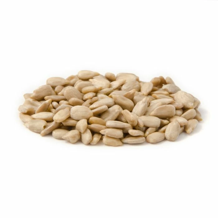 National Trust Premium Sunflower Hearts For Birds - Image 4
