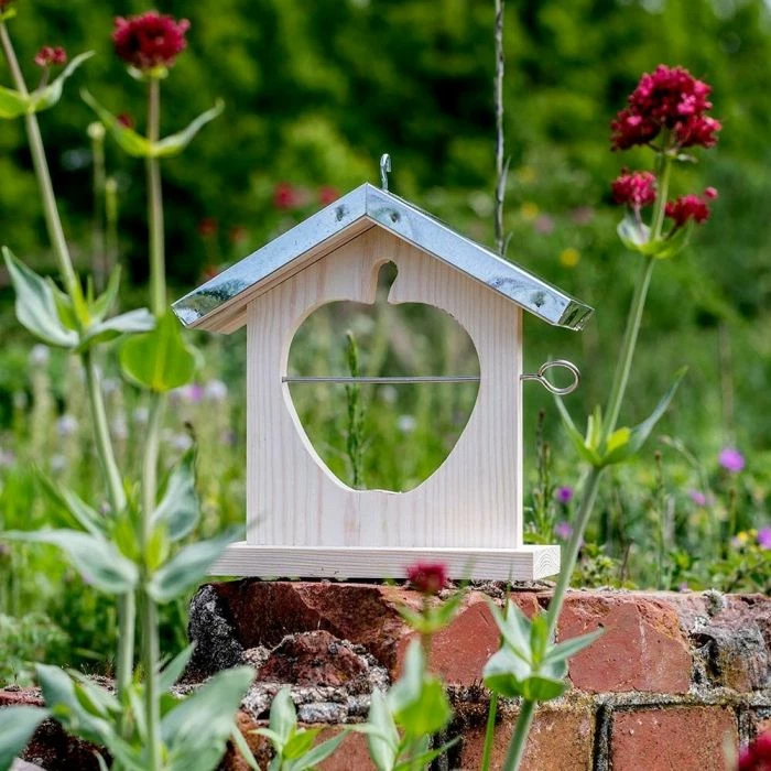 Tampere Apple And Fat Ball Feeder - Image 2